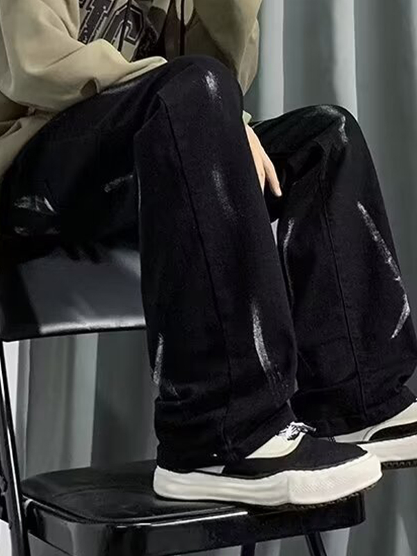 Men's Graffiti Print Loose Jeans-4
