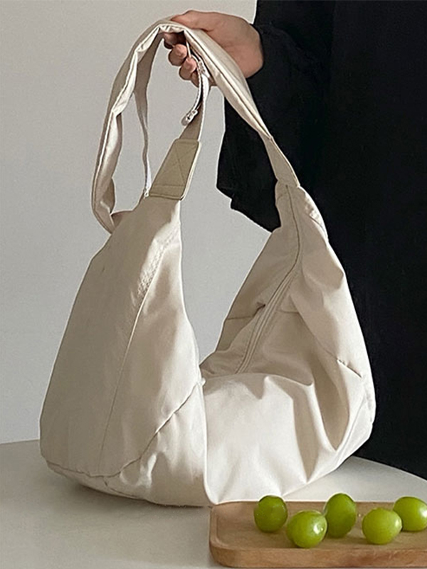 Solid Color Dumpling Shape Design Crossbody Bag-4